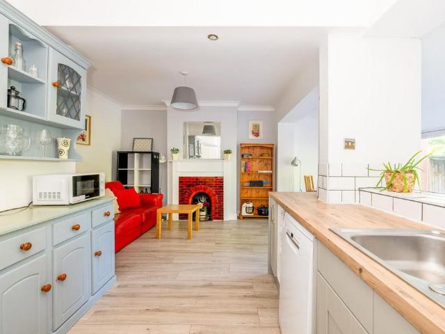 House for sale in Feckenham, City Of Bristol