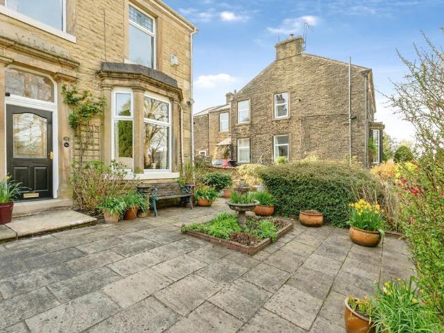 House for sale in Burnley Wood, Burnley