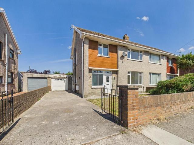 House for sale in Cornelly, North Cornelly