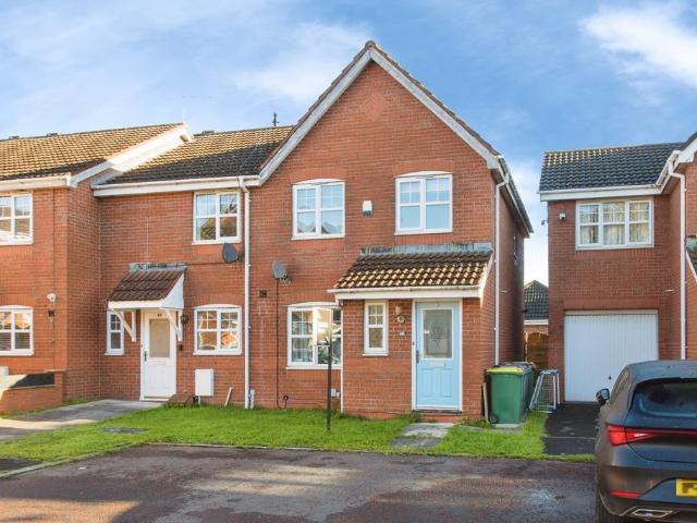 House for sale in Cromwell Gardens, Preston