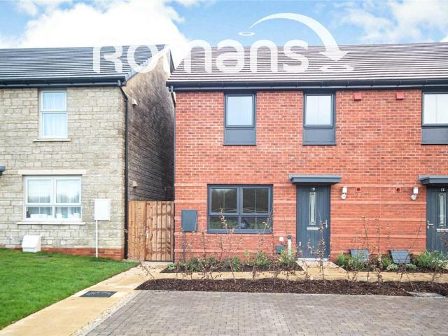 House for sale in The Orchards, North Wroughton