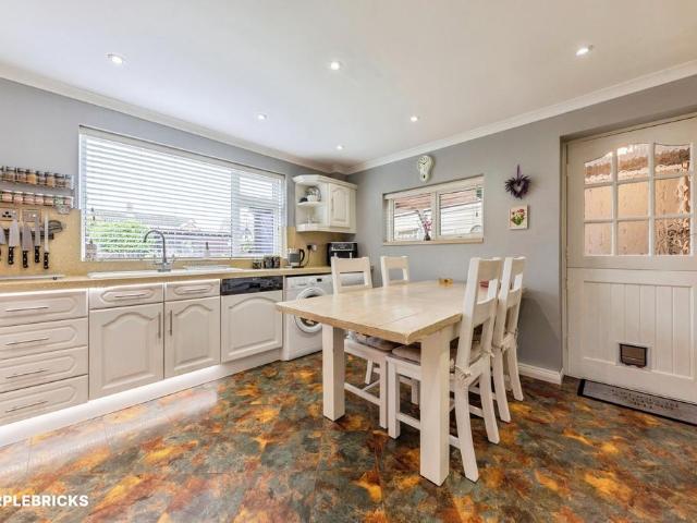 House for sale in Alverton, East Midlands