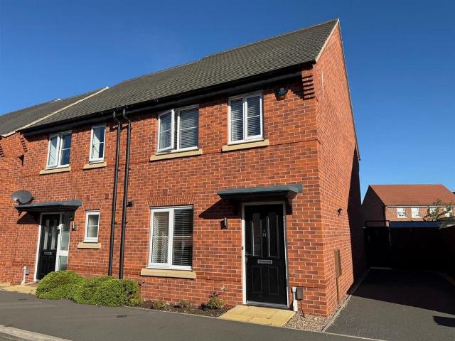 House for sale in Highfields, Egginton