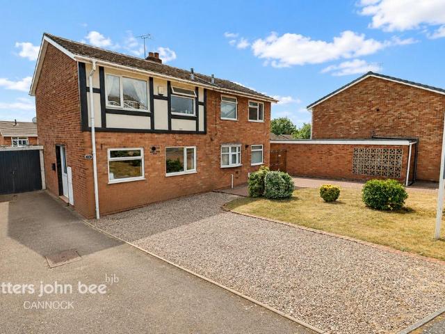 House for sale in Broomhill, Chadsmoor