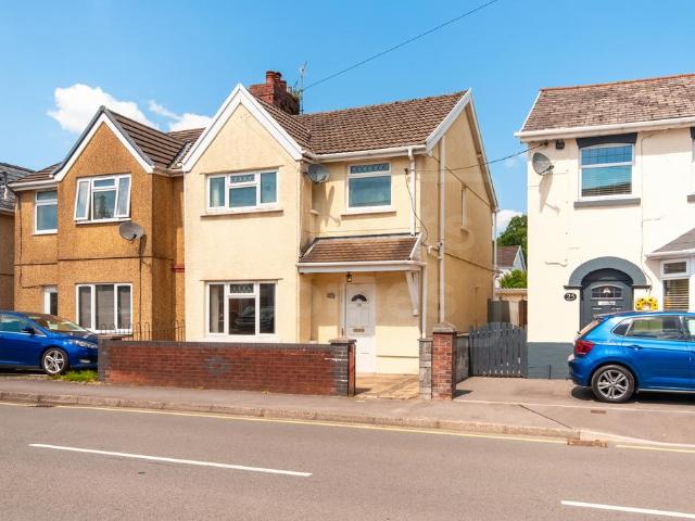 House for sale in Ystradgynlais, Wales