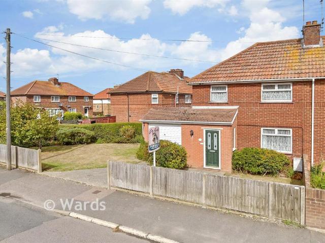 House for sale in Mill Hill, Ash