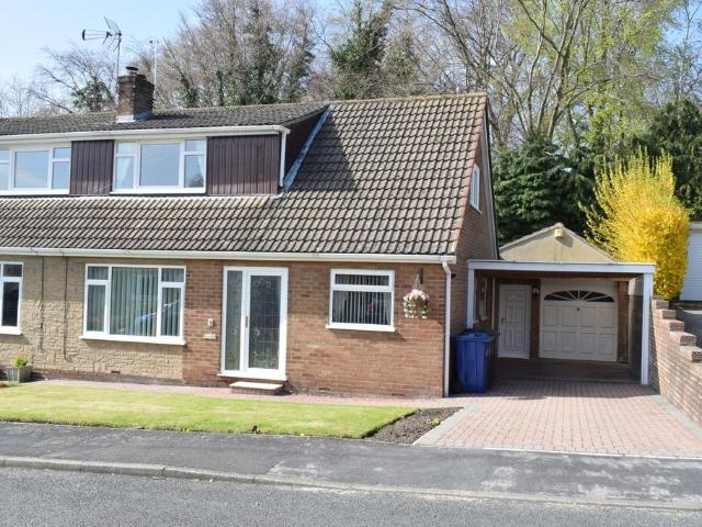 House for sale in Fishers Green, North Yorkshire