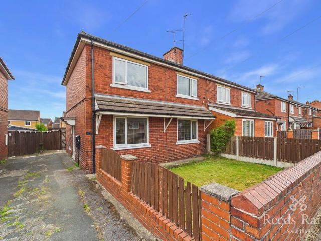 House for sale in Thurcroft, South Yorkshire
