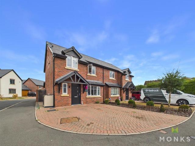 House for sale in Knockin, Shropshire