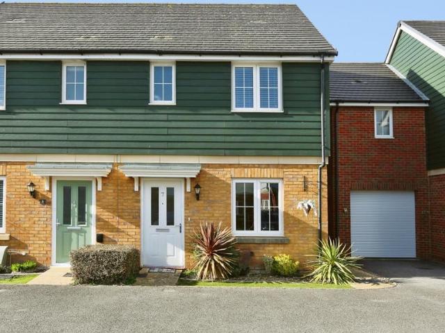 House for sale in Titchfield Common, Fareham