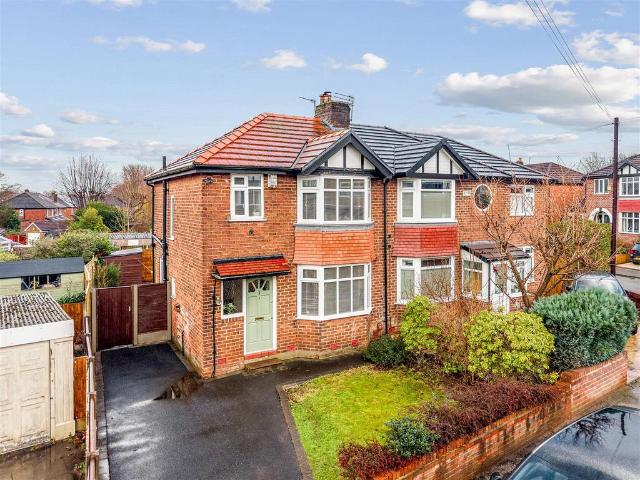 House for sale in Ashton upon Mersey, Trafford Park