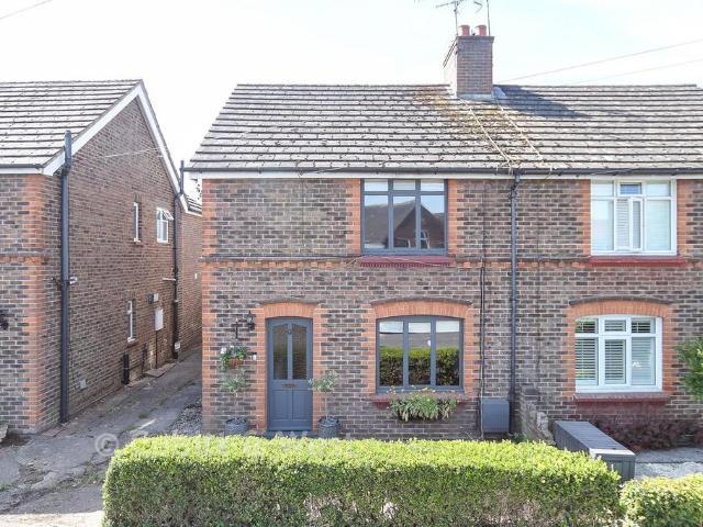 House for sale in The Butts, Kent