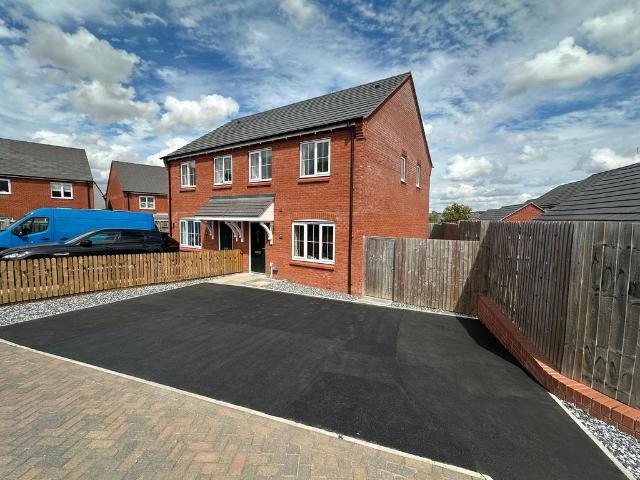 House for sale in Egginton, East Midlands
