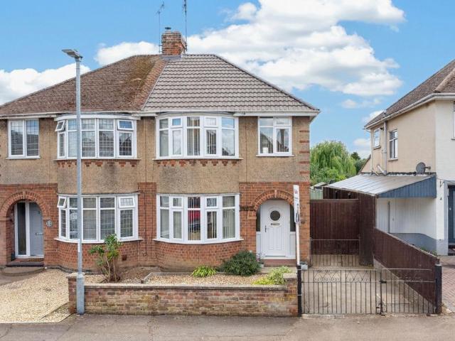 House for sale in Kettering