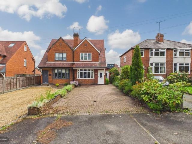 House for sale in Beamhurst, Staffordshire