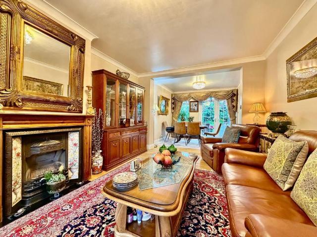 House for sale in Colindale, Greater London