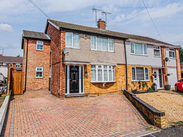 House for sale in Crow Hill, Irthlingborough