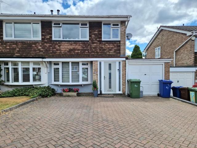 House for sale in Heath Hayes and Wimblebury, Chadsmoor