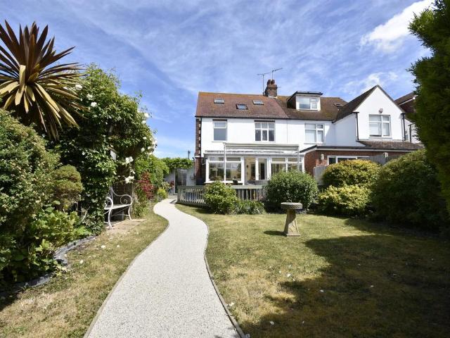 House for sale in East Cliftonville, Acol