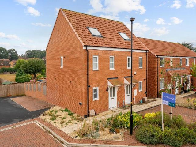 House for sale in Carmires, Knaresborough
