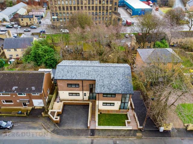 House for sale in Hove Edge, Bailiff Bridge