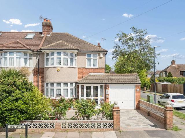 House for sale in Lane, Greater London
