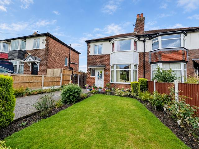 House for sale in Hyde, Tameside