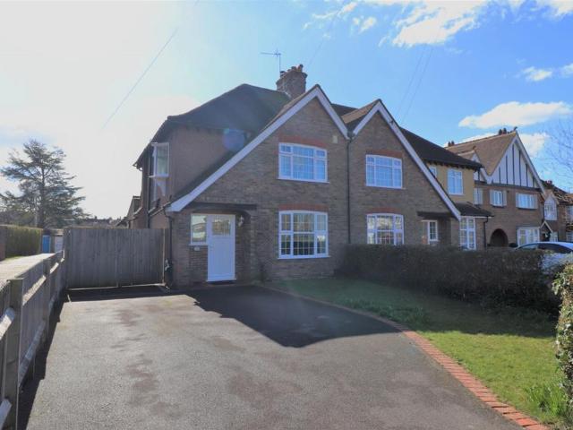 House for sale in World's End, Perryfields