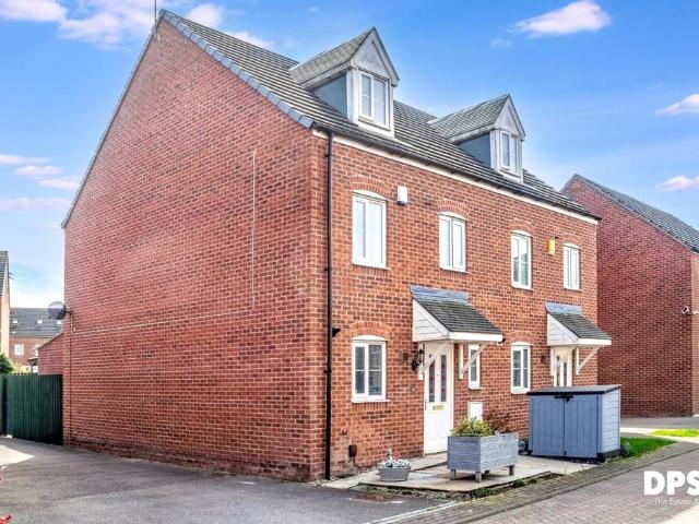 House for sale in Thorpe, West Yorkshire
