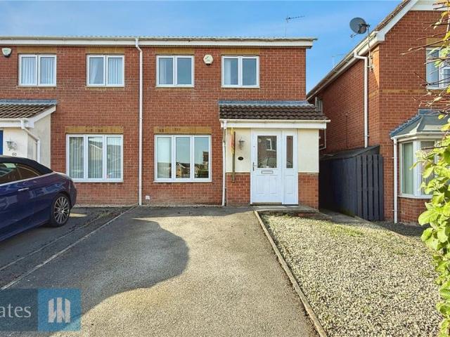 House for sale in Royston, South Yorkshire