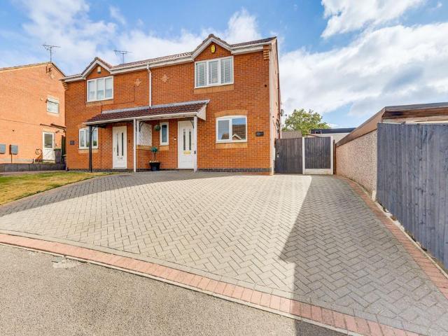 House for sale in Huthwaite, East Midlands