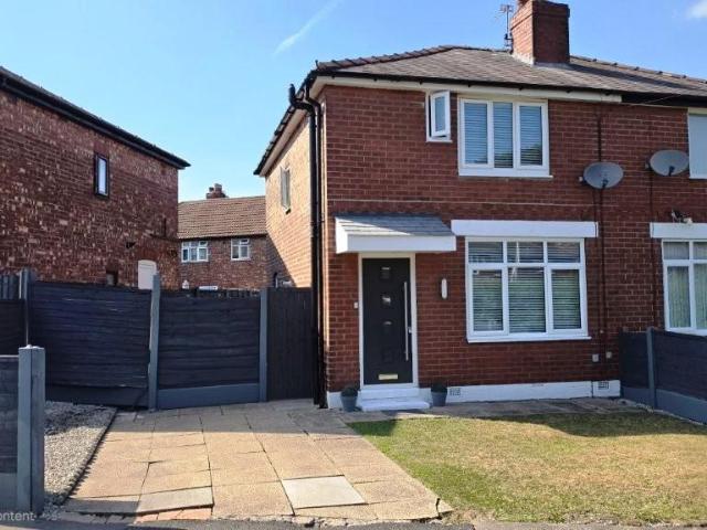 House for sale in Droylsden, Tameside