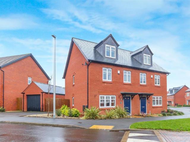 House for sale in Leek Wootton, Warwick