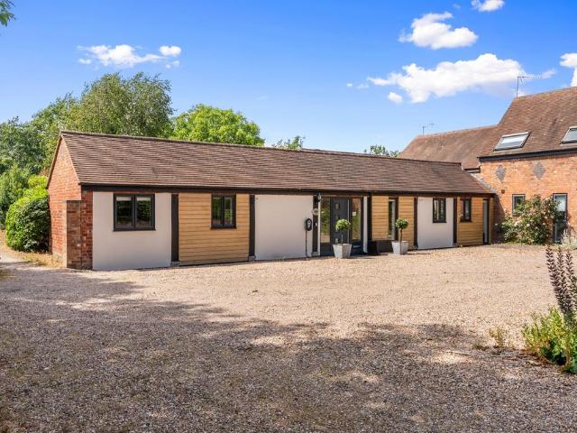 House for sale in Crookhill, Worcestershire