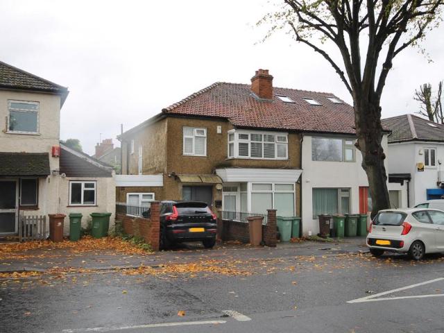 House for sale in The Wrythe, Greater London