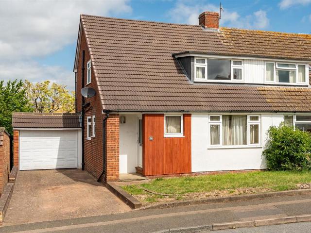 House for sale in Hertford, Colliers End