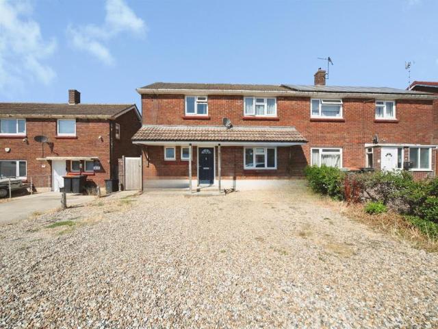 House for sale in Beecroft, Dunstable