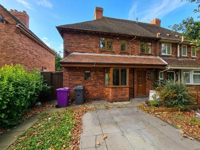 House for sale in Goldthorn Hill, West Midlands