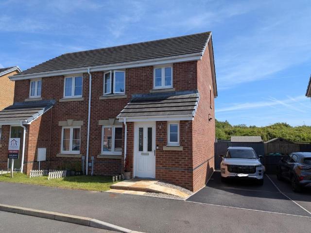 House for sale in Bryncae, Wales
