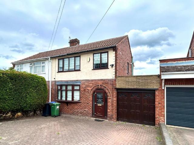 House for sale in Coseley, West Midlands