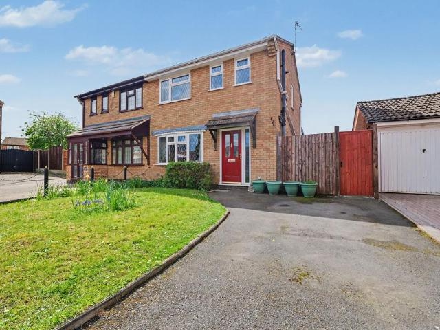 House for sale in Camp Hill, Warwickshire