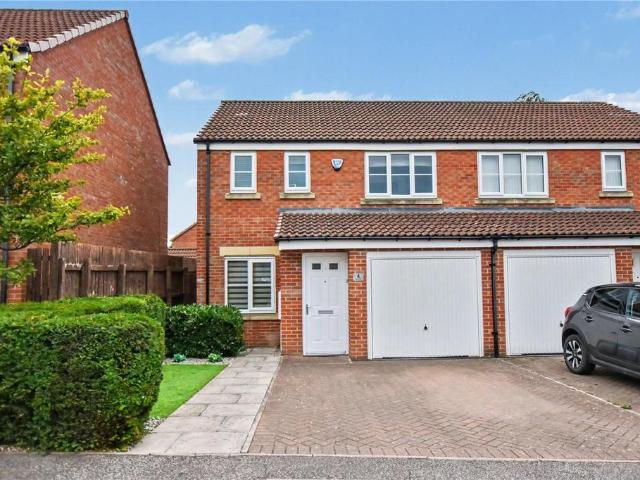 House for sale in Churwell, West Yorkshire