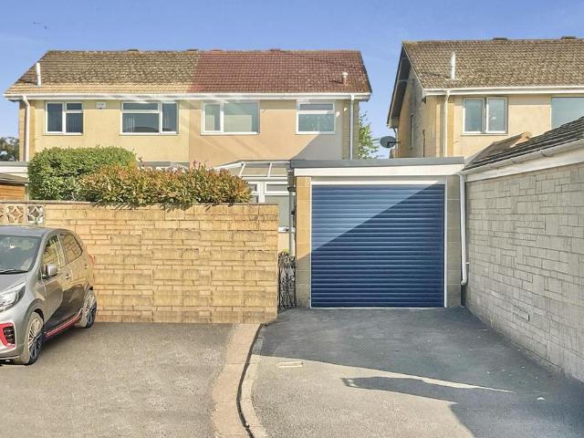 House for sale in Fossebridge, Gloucestershire
