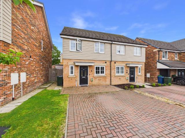 House for sale in Throckley, Newcastle Upon Tyne