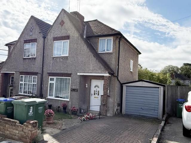House for sale in London Borough of Bexley, Greater London