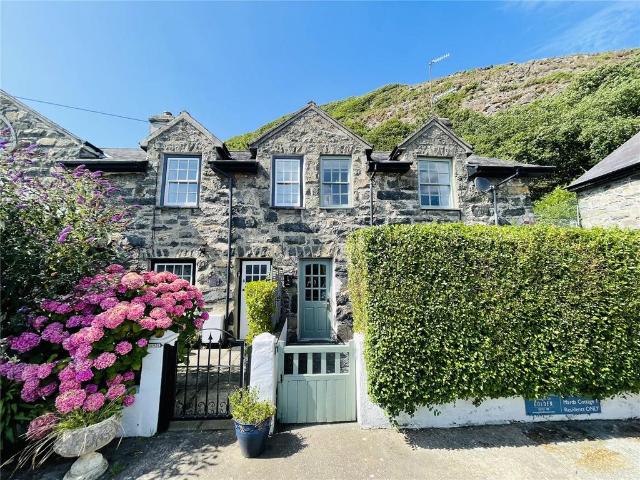 House for sale in Porthmadog, Tremadog
