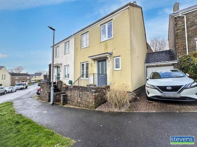 House for sale in Weir Quay, Devon