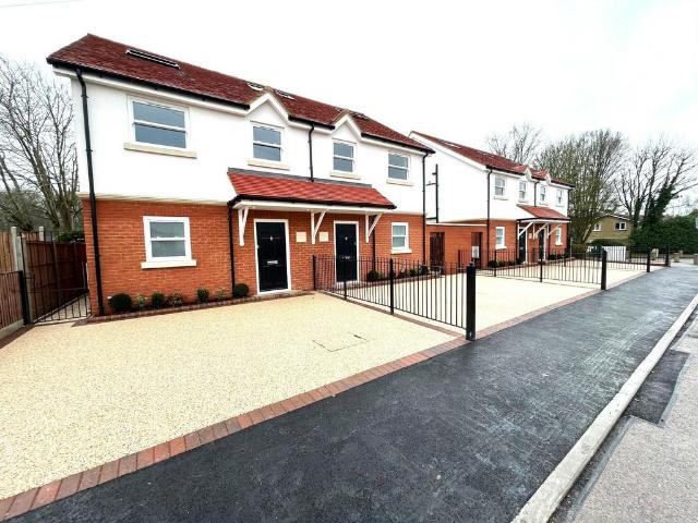 House for sale in Epping
