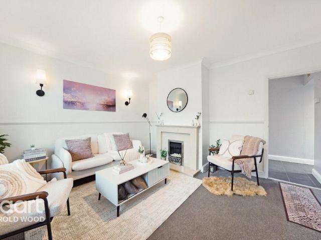 House for sale in Harold Hill, Greater London