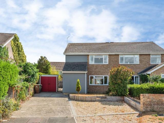 House for sale in Berrick Salome, Oxfordshire